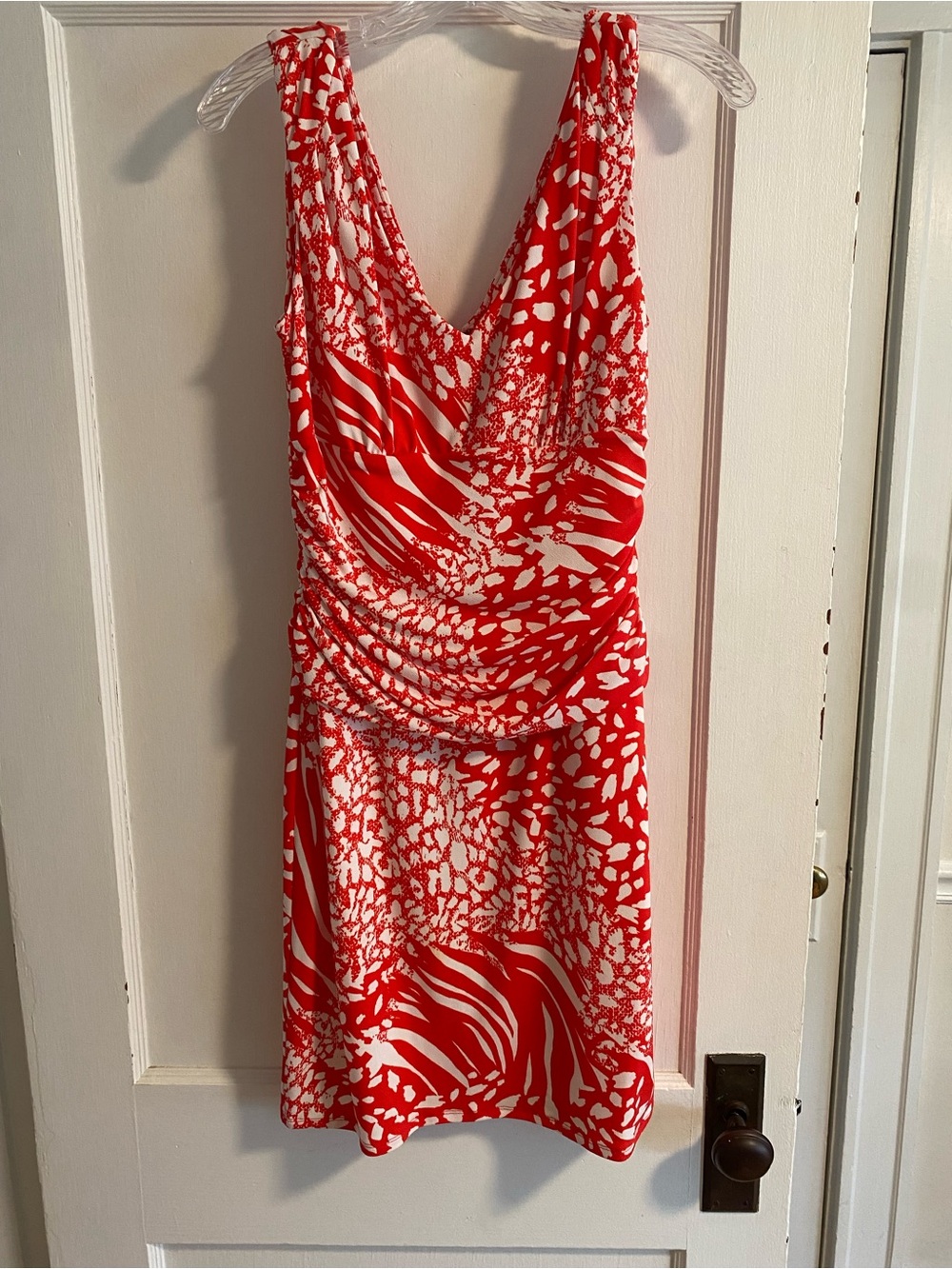 Vintage Ann Taylor Red and White V-Neck Ruched Mini Dress